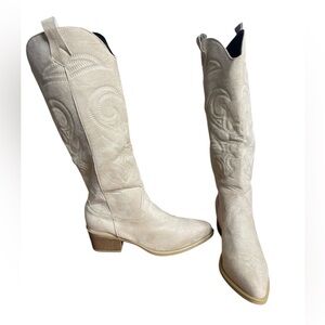 Women’s Beige Knee High Western Boots Pointed Toe Zip EU 41 US 10